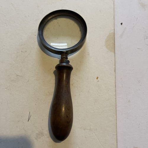Brass magnifying glass with - brass,