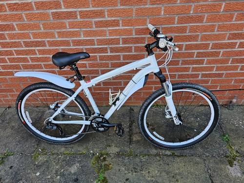 White coloured specialized - coloured,
