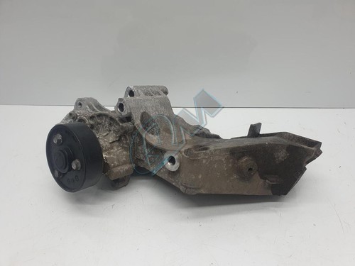 Bmw water coolant pump bracket - water,