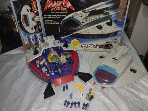 1980s manta force space ships - manta,
