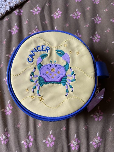 Paperchase cancer star - ‘cancer’,