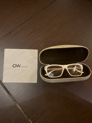 Gok wan glasses with - gok,