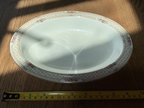 Wedgwood bone china - wedgwood, ~
