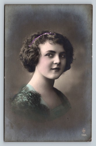 Early 1900s young - young, studio