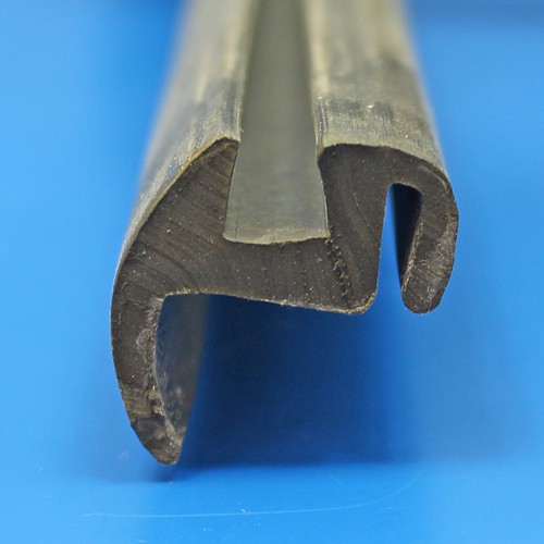 Rear screen rubber seal ford - rear,