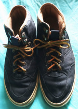 Deck Shoes - Vans Buffalo Boots - 8.5 UK - Navy - Ladies/Gents' Crew Wear - VGC.