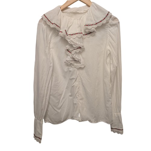 Vintage style jabot - style,