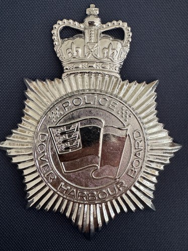 Obsolete british police badge - british,