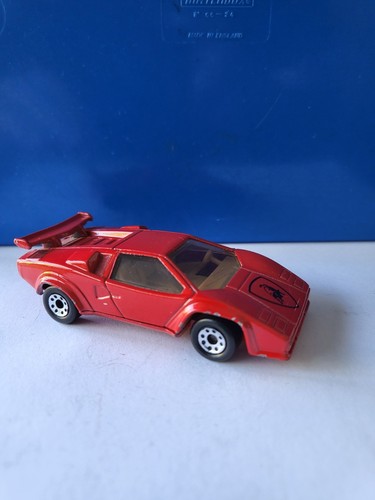 Matchbox lamorghini countach - matchbox,