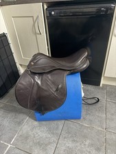 17’ The Saddle Company Adjustable Gullet Jump Saddle