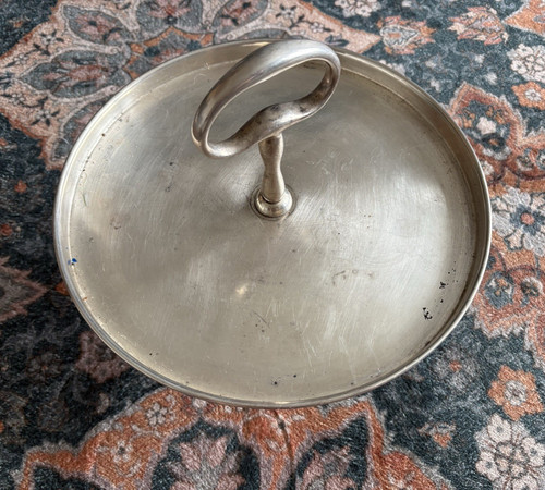 Round silver metal cake - silver, stand