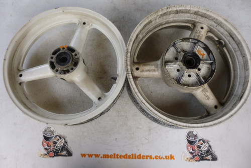 Suzuki gsxr 600 750 - 600,