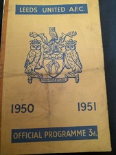 VINTAGE LEEDS UNITED V