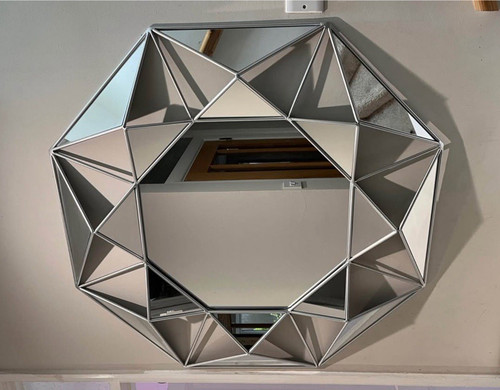 Next faceted octagonal - faceted, wall