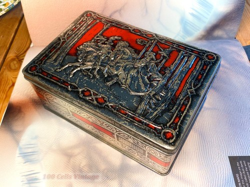 Red and silver tone - , men