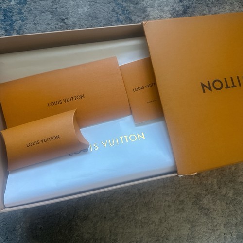 Shoes men size - lv, uk