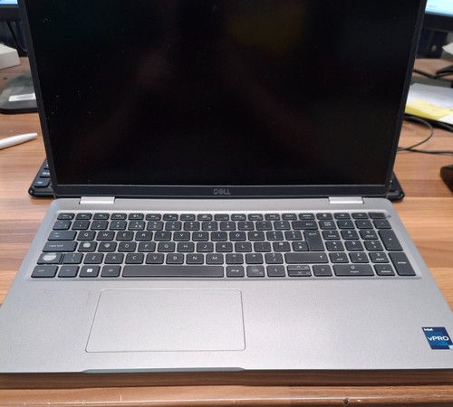 Dell latitude 5530 laptop - dell,