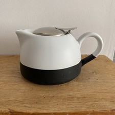 Dartington Teapot Black/White Two Tone Stoneware One Serve - 400ml
