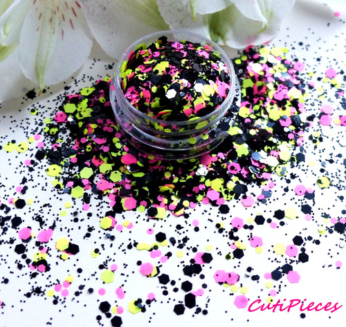 Nail art glitter chunky - art,