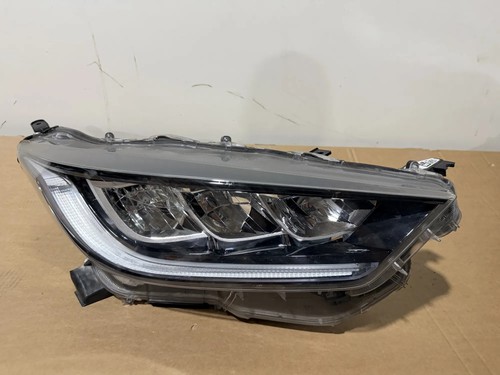 Toyota yaris p21 headlight - toyota,