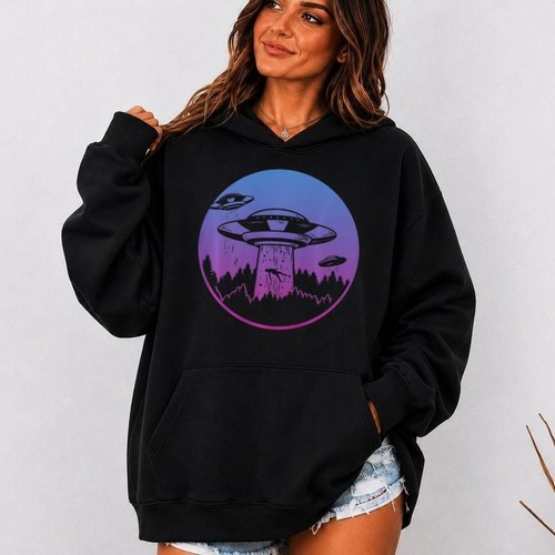 Flying saucer ufo astronauts - flying,