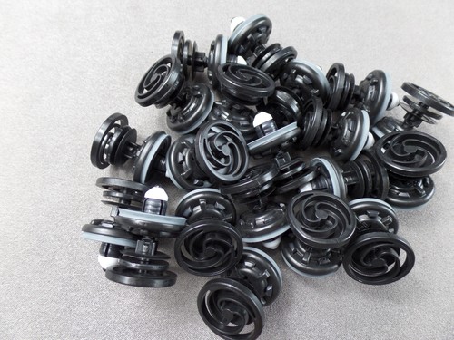 30x door trim clips - clips, vw