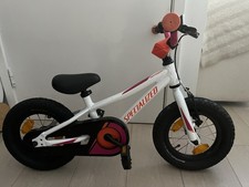 Specialized 12in Kids Bike. Excellent condition. £120. Collection Hackney