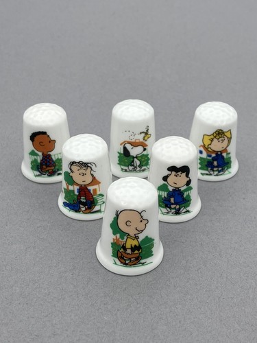 Snoopy english fine - snoopy, bone
