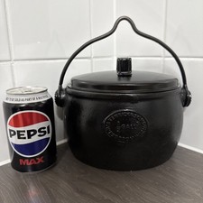 0.50 1/2 gallon Romany Gypsy Cast Iron Cooking Pot & tin Lid with handle 