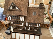 Robert Stubbs TUDOR Dollshouse with Furniture and Accessories