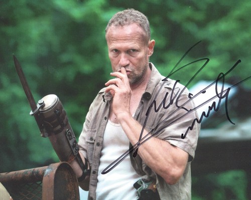 Michael rooker signed photo - rooker,