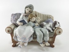 LLADRO FIGURINE CALLED " BIG SISTER " 1TEM NUMBER 5735 REF 87/4