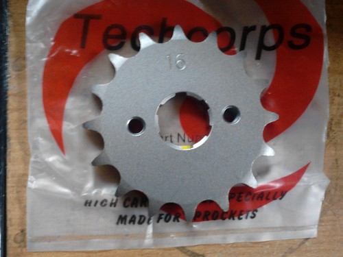 Front sprocket 16t - front,