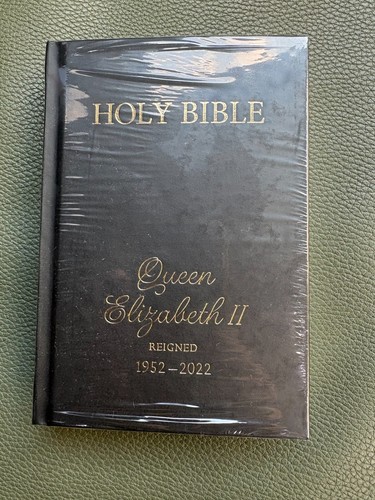 Holy bible queen elizabeth - bible,