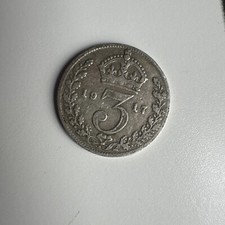 SILVER THREEPENCE GEORGE V COIN FROM YEAR 1917