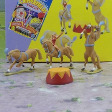 Corgi 31901 Circus - Mary