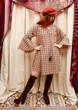 Vintage Style 60s 70s Cotton Floral Lace Up Flared Sleeve Mini Dress 8-18