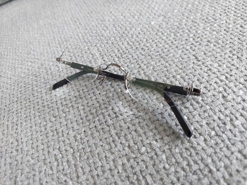 Lunor titanium oval - oval, rimless