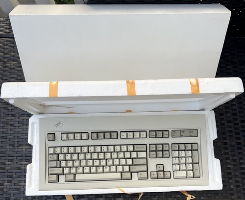 Ibm keyboard model 1984 - keyboard, m