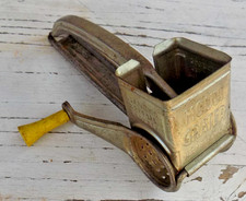 MOULI GRATER Vintage SHREDDER