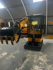 BRAND NEW Micro Excavator 1.5