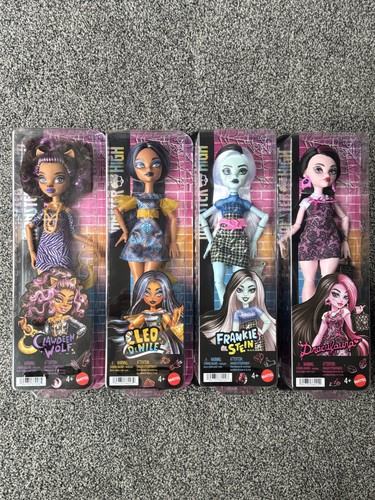 Monster high dolls bundle - 4, x
