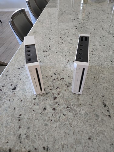 Nintendo wii console only lot - console,