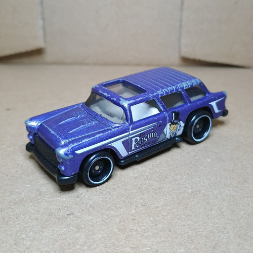 Hot wheels batman the penguin - wheels,