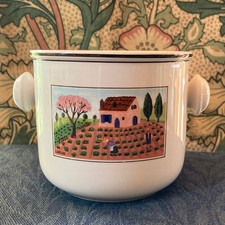 Villeroy and Boch Naif open-topped pot with handles - used for display only
