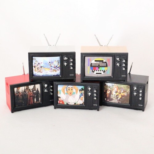Dolls house miniature 12th - dolls,