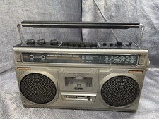 Hitachi TRK 7340E Radio