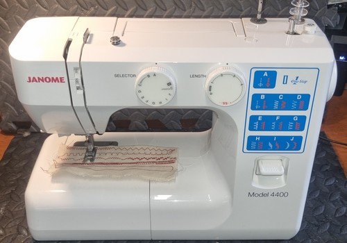 Janome 4400 sewing - 4400,