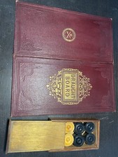 ANTIQUE DRAUGHTS / CHECKERS  SET & BOARD