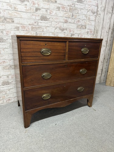 Mahogany chest drawers - mahogany, of